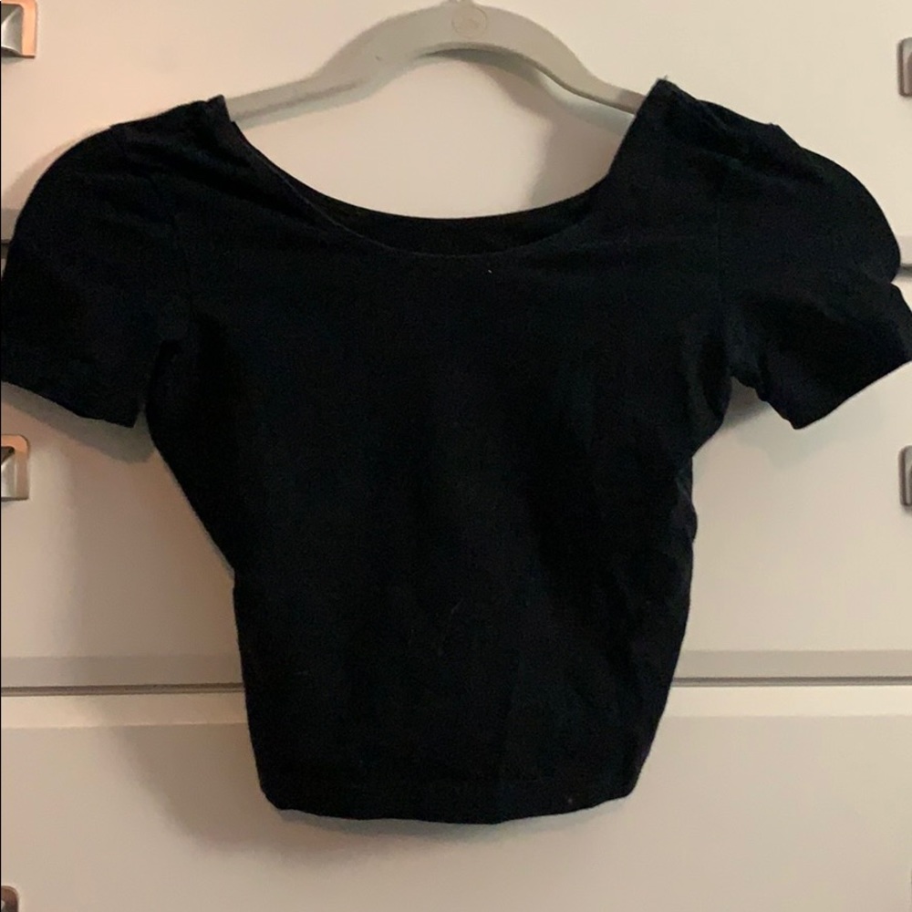 Black crop top